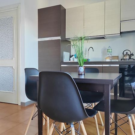 Home Of Fame - Home Gallery With Fully Equipped Kitchen, Separate Entrance, Free Parking Ольбия Экстерьер фото
