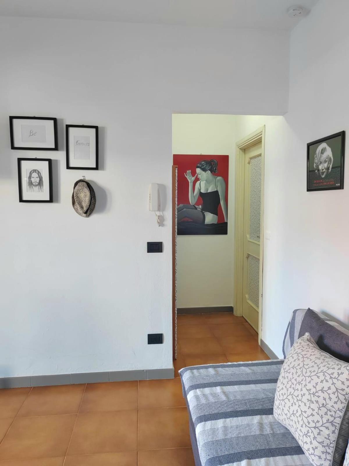 Home Of Fame - Home Gallery With Fully Equipped Kitchen, Separate Entrance, Free Parking Ольбия Экстерьер фото