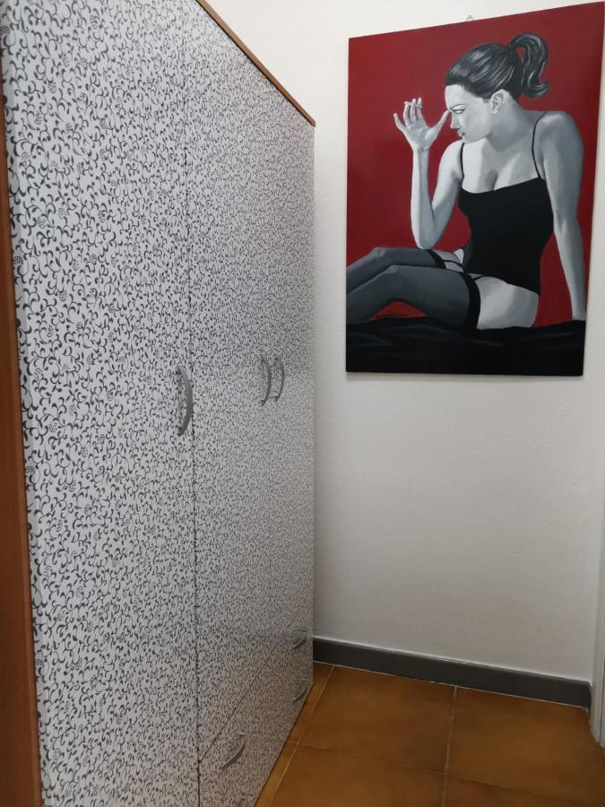 Home Of Fame - Home Gallery With Fully Equipped Kitchen, Separate Entrance, Free Parking Ольбия Экстерьер фото